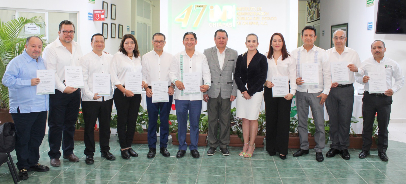 Compromiso y visión humanista, Lysette Lameiro presenta a su equipo de trabajo que liderará la nueva ERA del IAP Chiapas